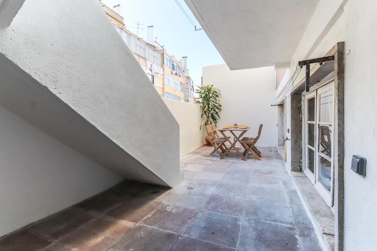 Vita Portucale ! Olaias Design With Terrace Лиссабон Экстерьер фото