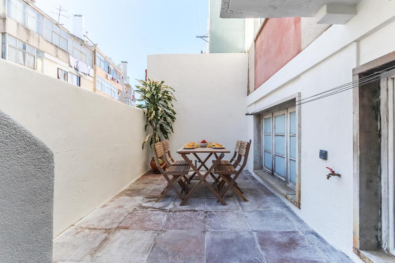 Vita Portucale ! Olaias Design With Terrace Лиссабон Экстерьер фото