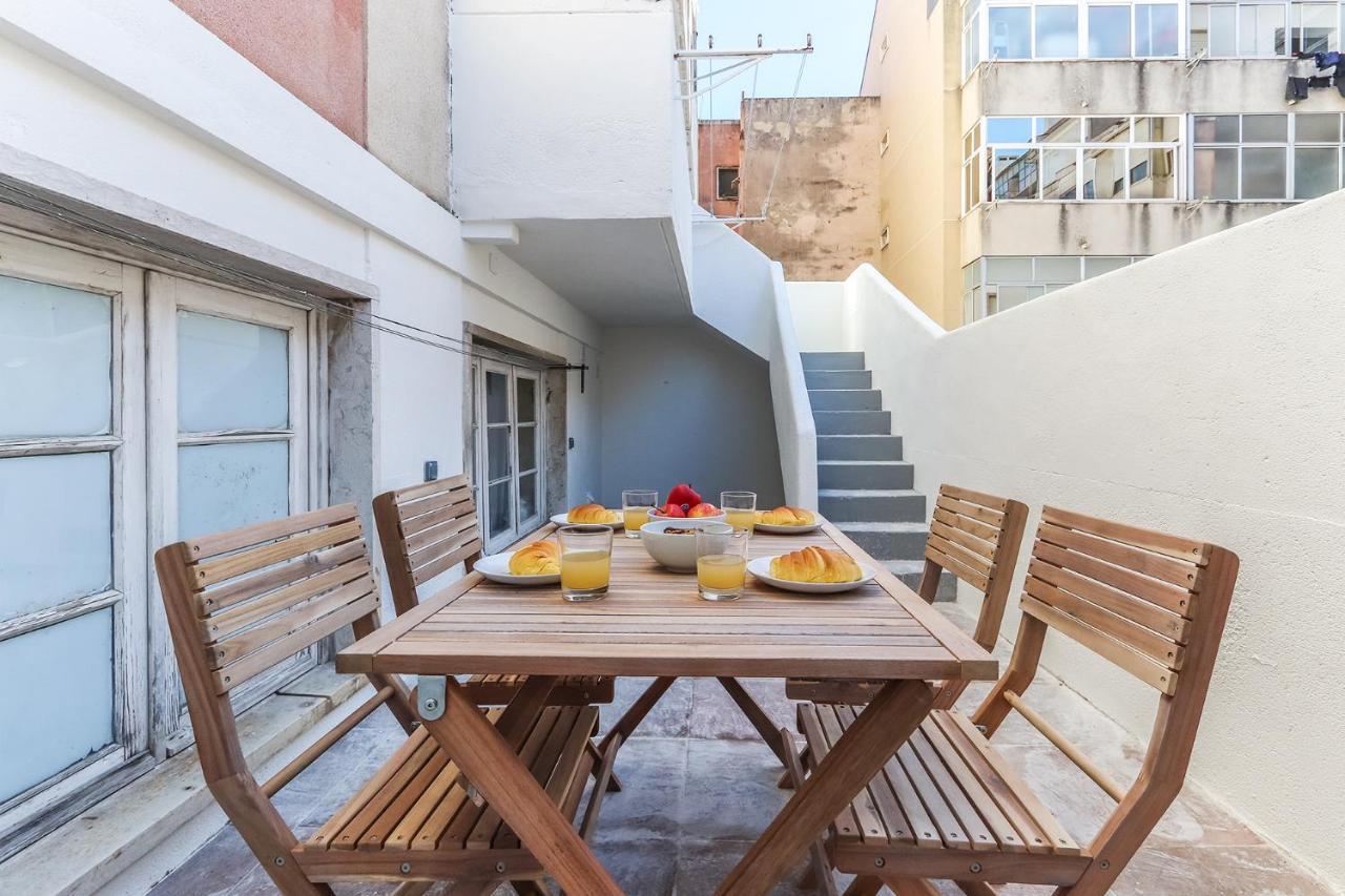 Vita Portucale ! Olaias Design With Terrace Лиссабон Экстерьер фото